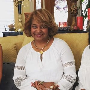 Meet your Posher, Donna